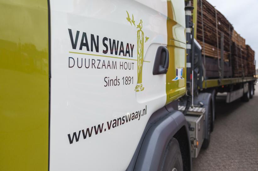 Vertegen-Adam-Transportgroep-2156